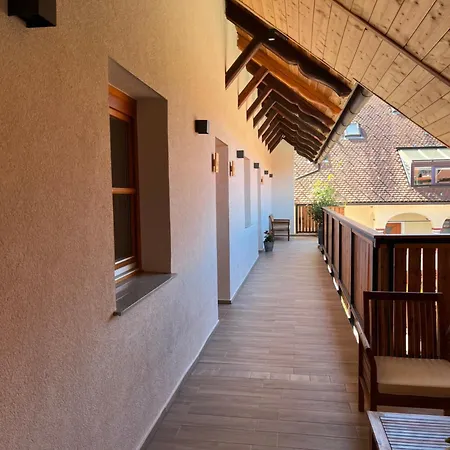 Turisticna Kmetija In Pivovarna Flajs Agroturismo *