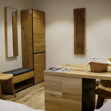 Turisticna Kmetija In Pivovarna Flajs Farm stay Zalec