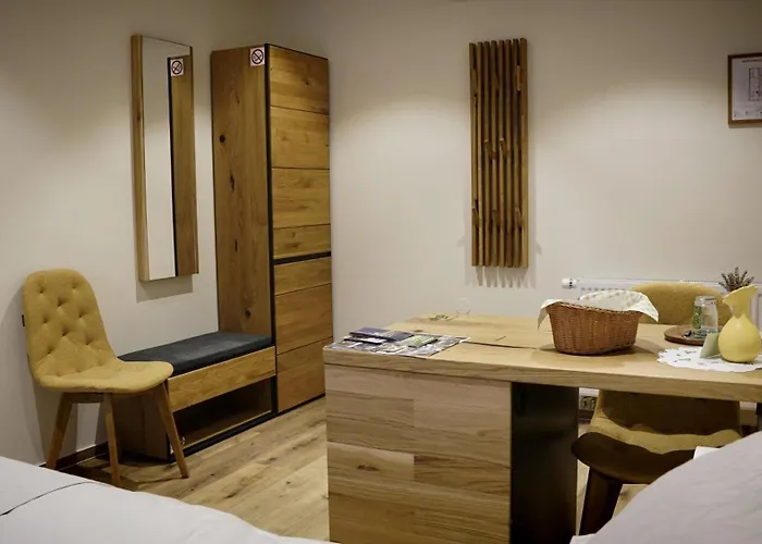 Turisticna Kmetija In Pivovarna Flajs Farm stay Zalec